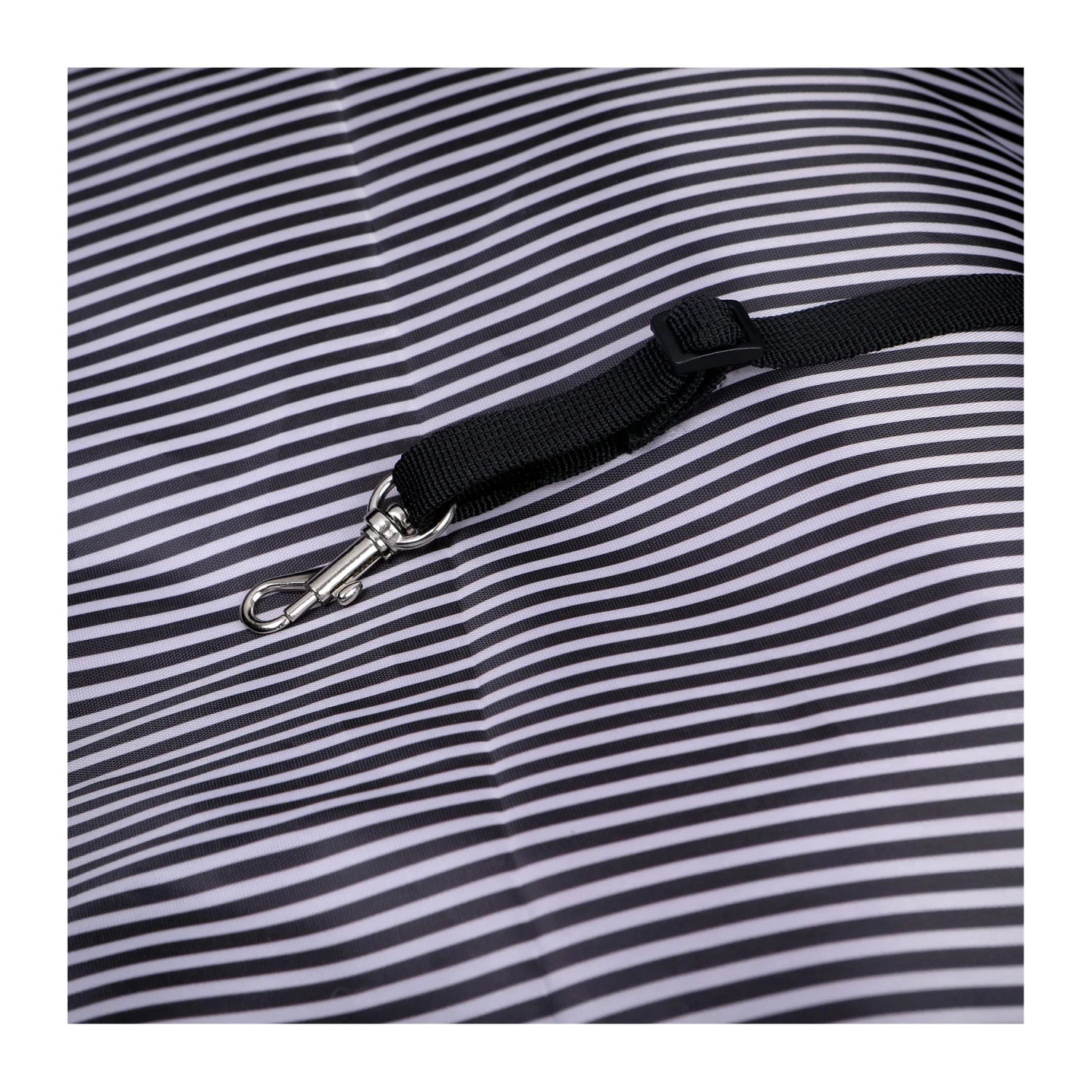 DOOG Car Seat For Small To Medium Breeds 6 DOOG Car Seat For Small To Medium Breeds - Image 6